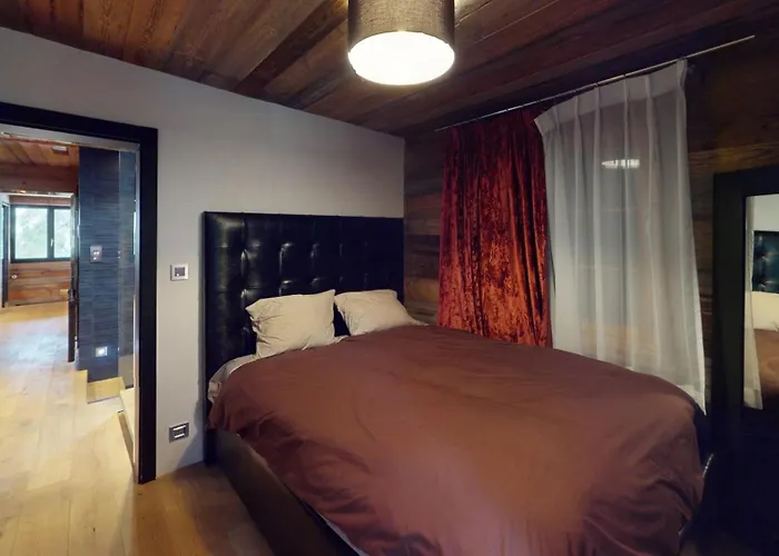 Les Pives Chalet *